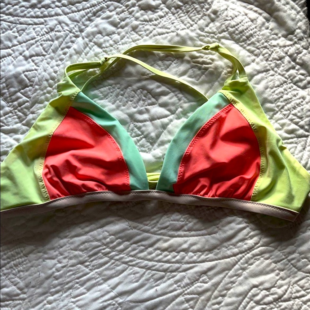lululemon bathing suit / sports bra size 8